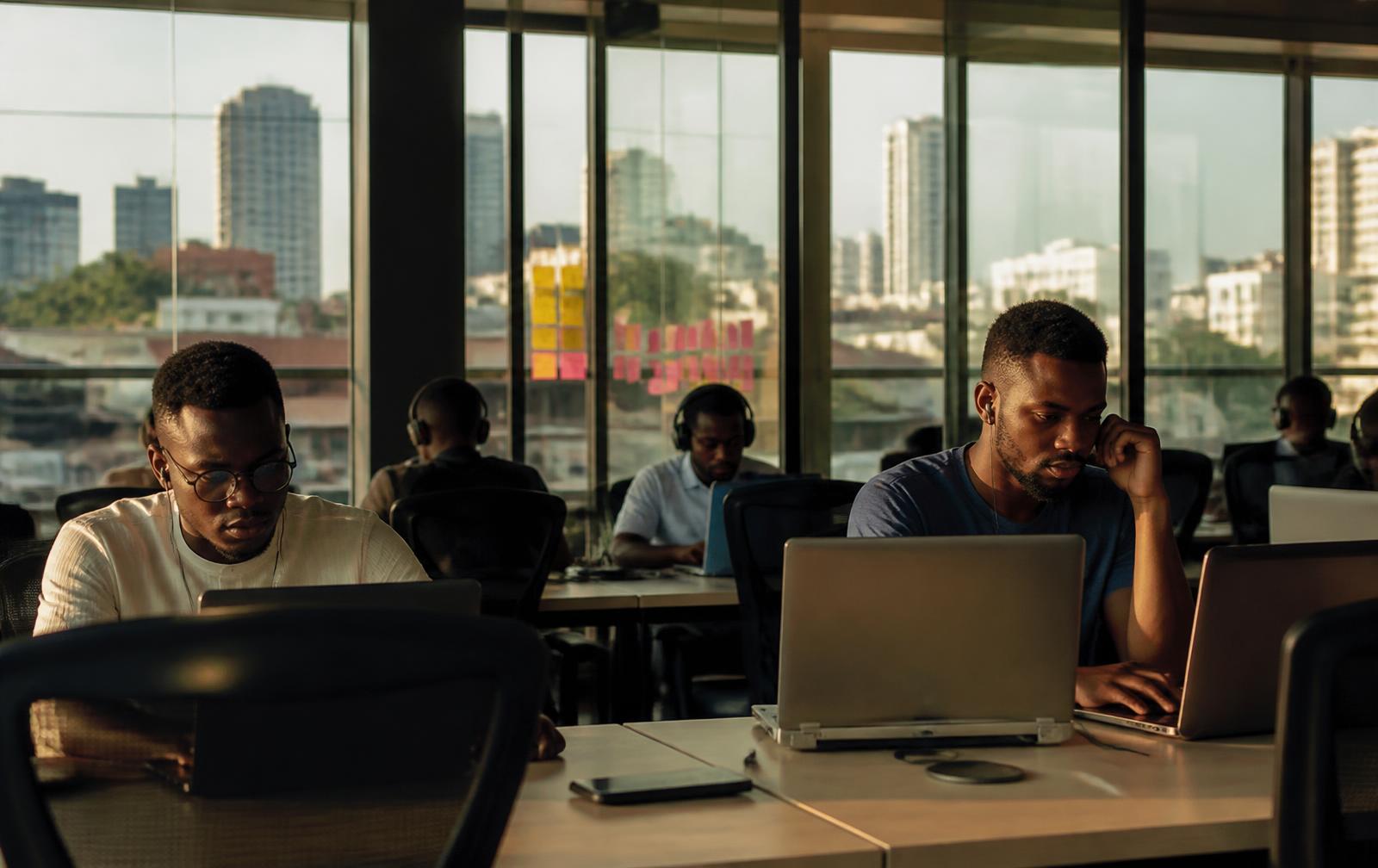 Lagos concentre l'essentiel de la valeur privée créée par la tech africaine : sept des dix licornes du classement sont rattachées au Nigeria. · Illustration ACTUFIN